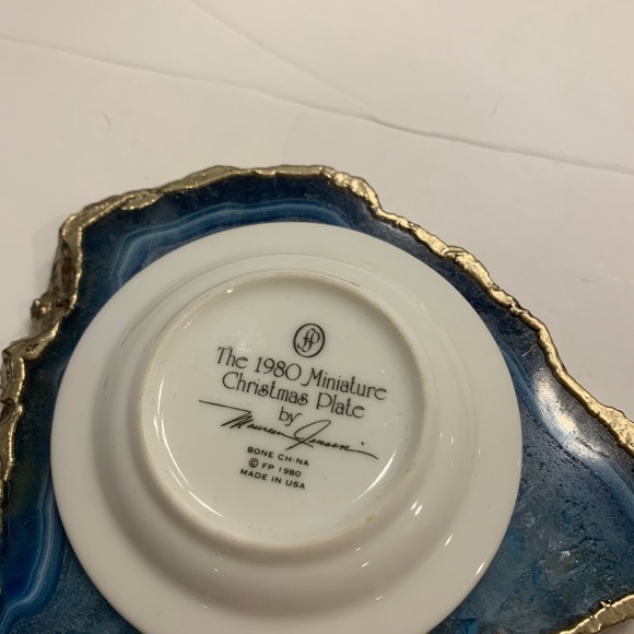 Franklin Porcelain the 1980 miniature christmas plate. - Picture 3 of 6